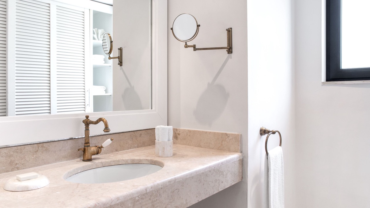 Photo of Bathroom in Loutra Killinis