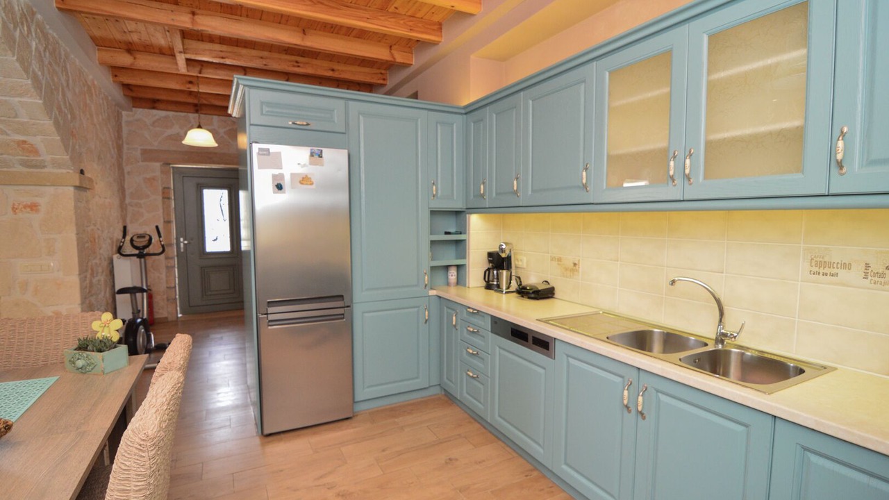 Photo of Kitchen in Limni Keri