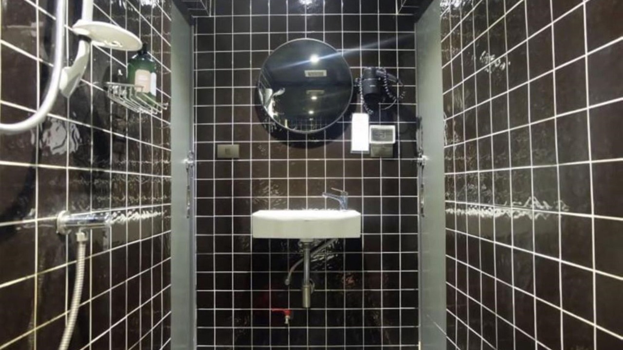 Photo of Bathroom in Talat Noi