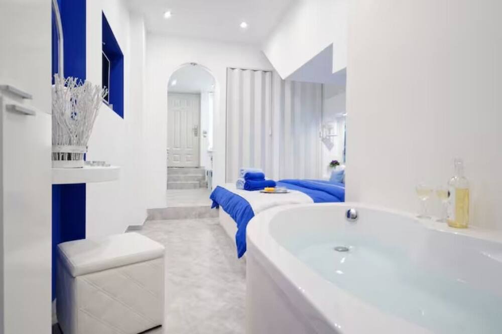 Photo of Bathroom in Mousio