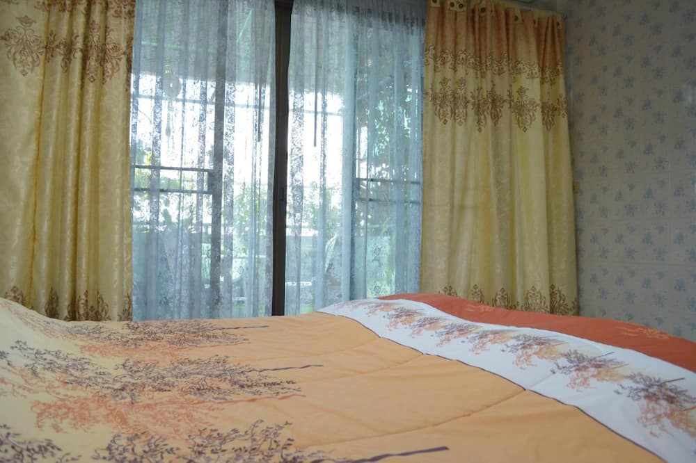 Photo of Bedroom in Arun Amarin