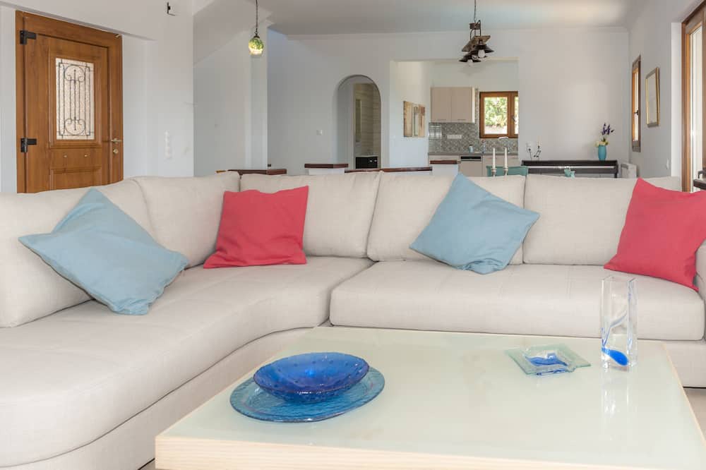 Photo of Livingroom in Corfu