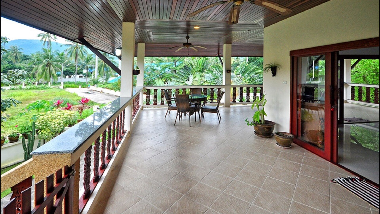 Photo of Patio Balcony in Na Mueang