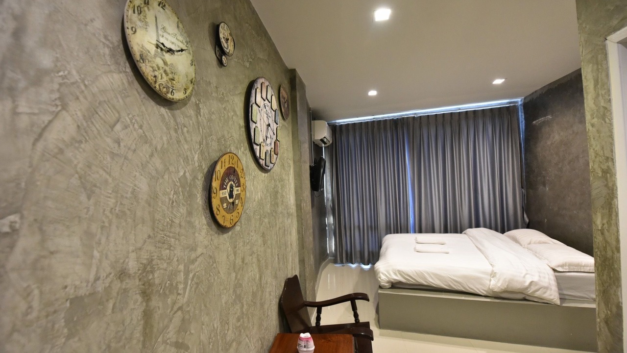 Photo of Bedroom in Khlong Thanon