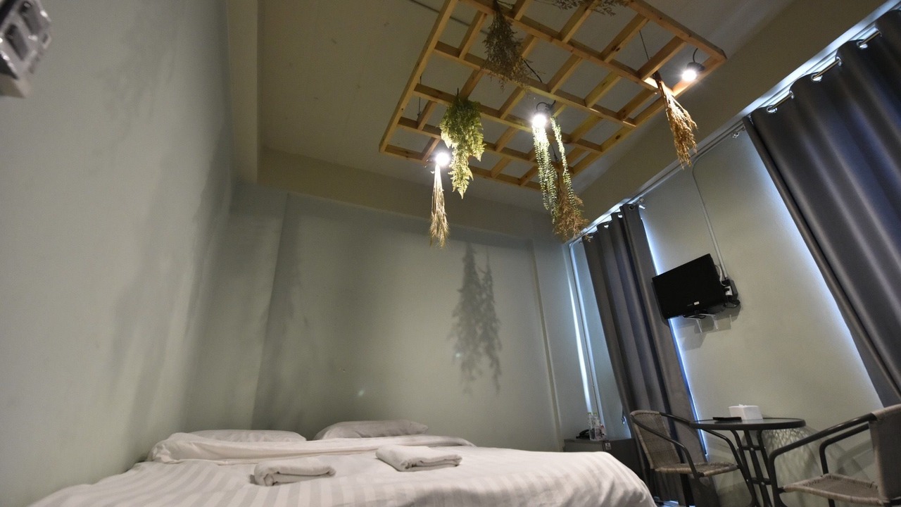 Photo of Bedroom in Khlong Thanon