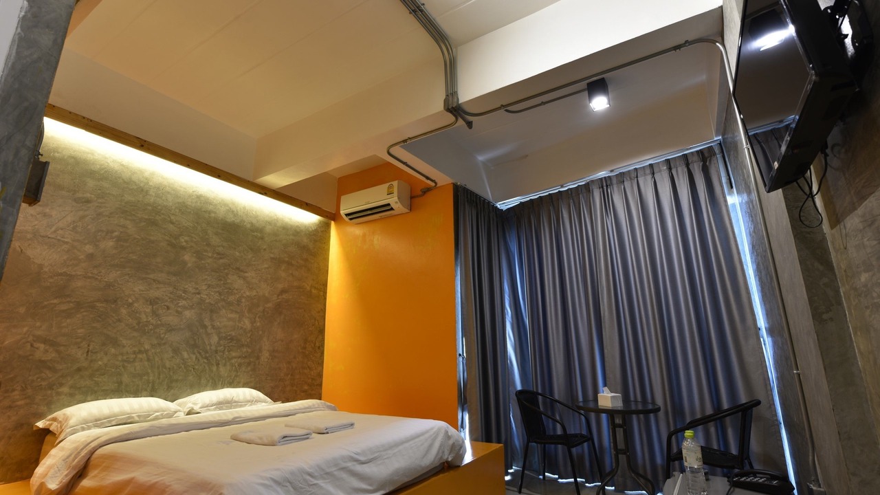 Photo of Bedroom in Khlong Thanon
