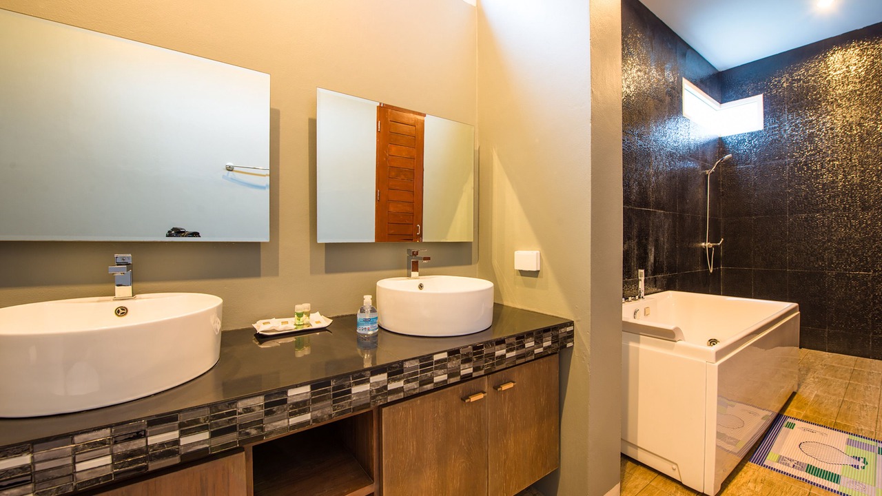 Photo of Bathroom in San Sai
