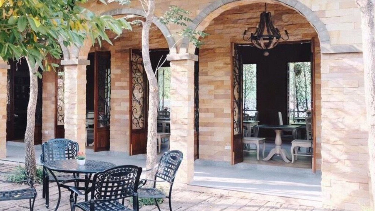 Photo of Patio Balcony in Nakhon Sawan