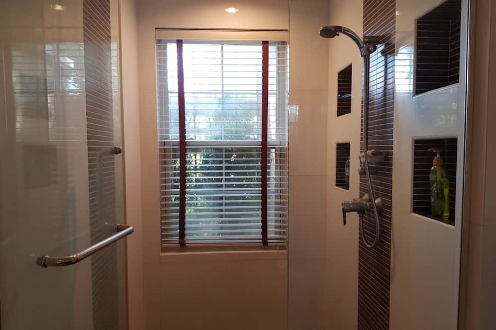 Photo of Bathroom in Hua Mak