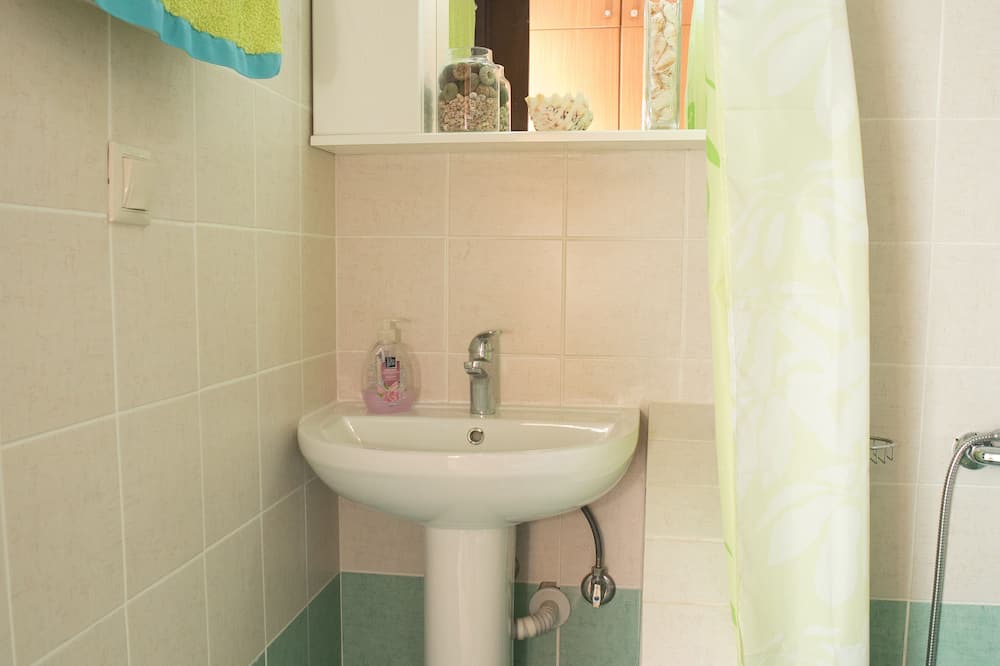 Photo of Bathroom in Karvelas