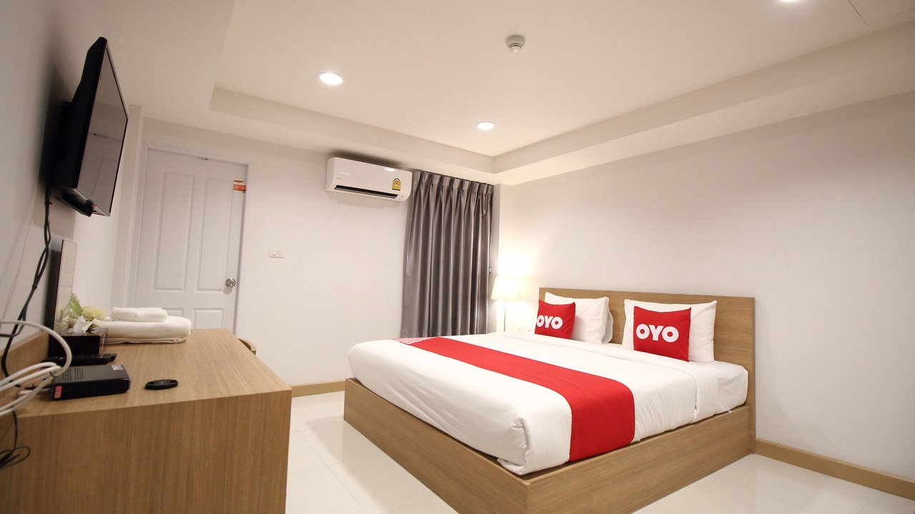 Photo of Bedroom in Wat Bowon Niwet