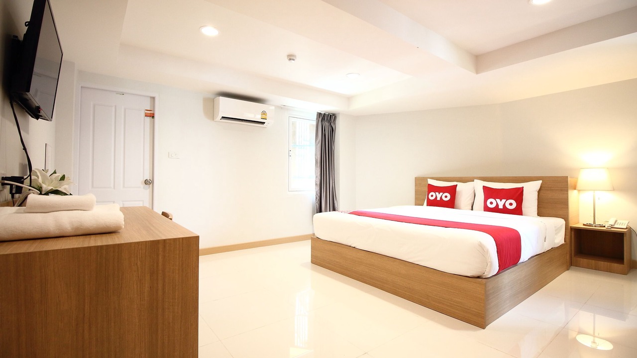 Photo of Bedroom in Wat Bowon Niwet