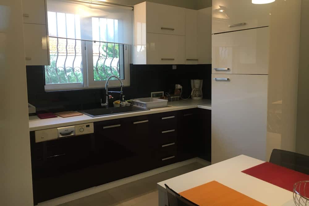Photo of Kitchen in Kato Achaia