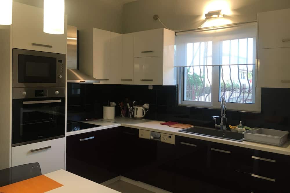 Photo of Kitchen in Kato Achaia