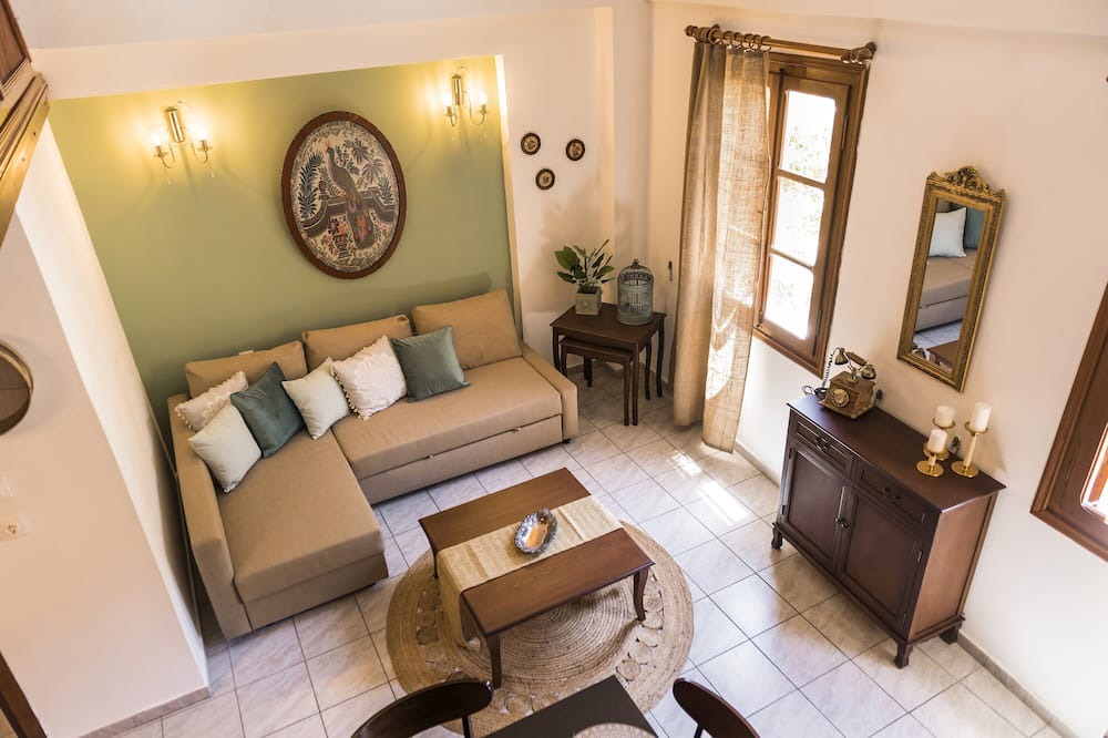Photo of Livingroom in Symi