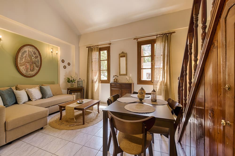 Photo of Livingroom in Symi