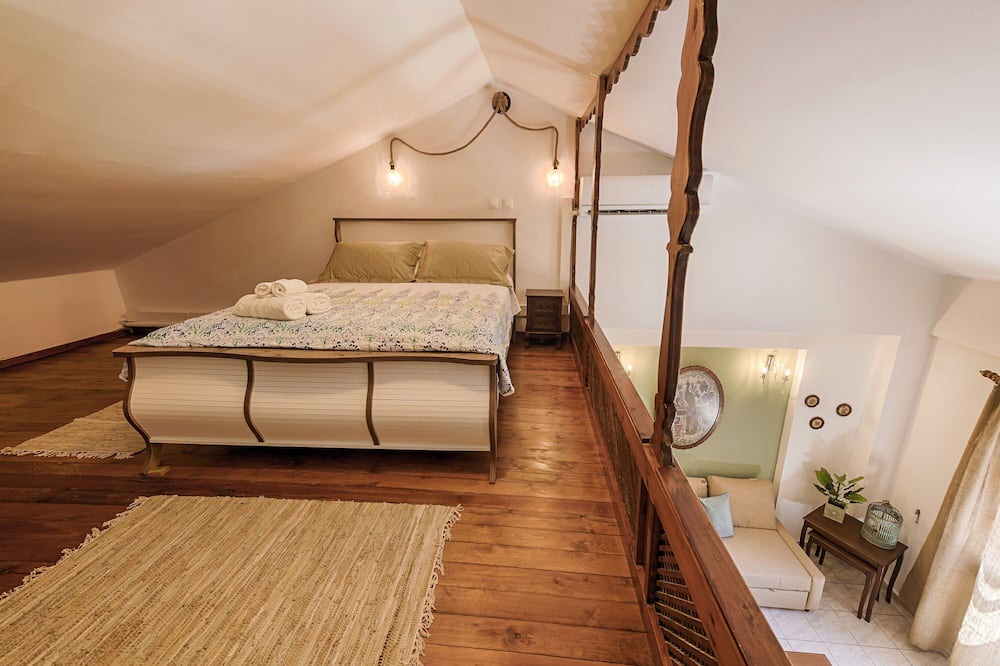 Photo of Bedroom in Symi