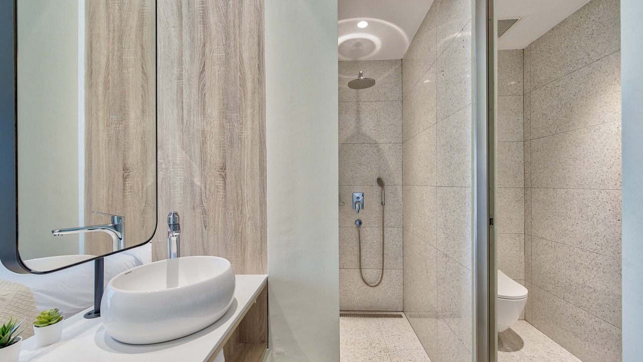 Photo of Bathroom in Psarou