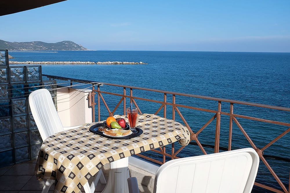 Photo of Patio Balcony in Platana