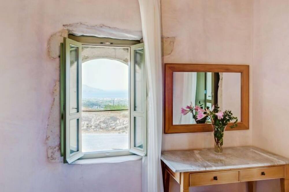 Photo of Bedroom in Kastellos