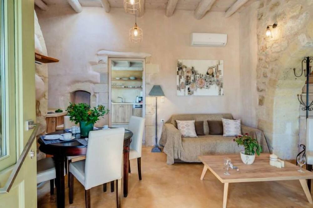 Photo of Livingroom in Kastellos