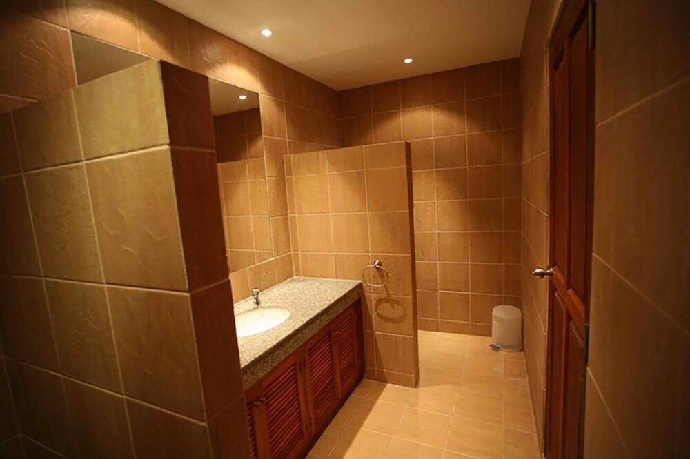 Photo of Bathroom in Kathu