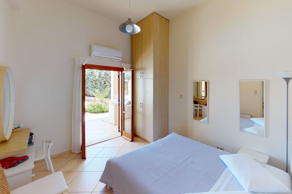 Photo of Bedroom in Porto Heli