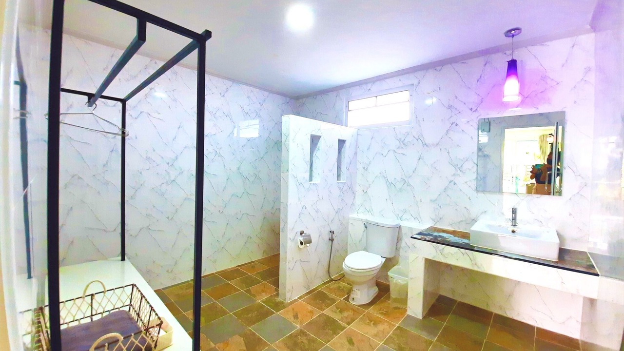 Photo of Bathroom in Koh Lan