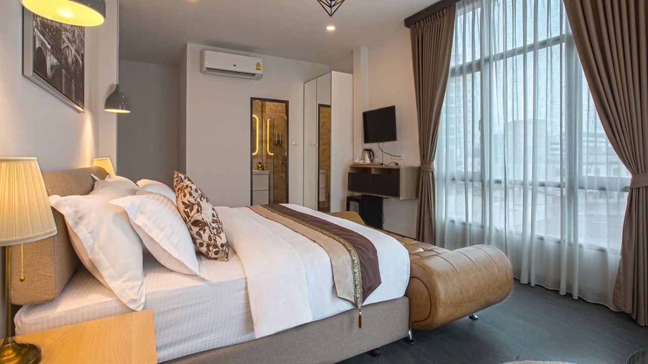 Photo of Bedroom in Khlong Tan