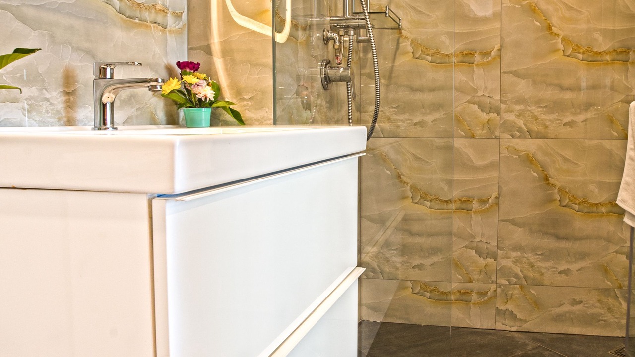 Photo of Bathroom in Khlong Tan
