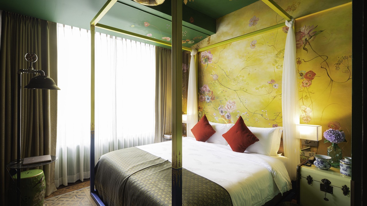 Photo of Bedroom in Thanon Phetchaburi
