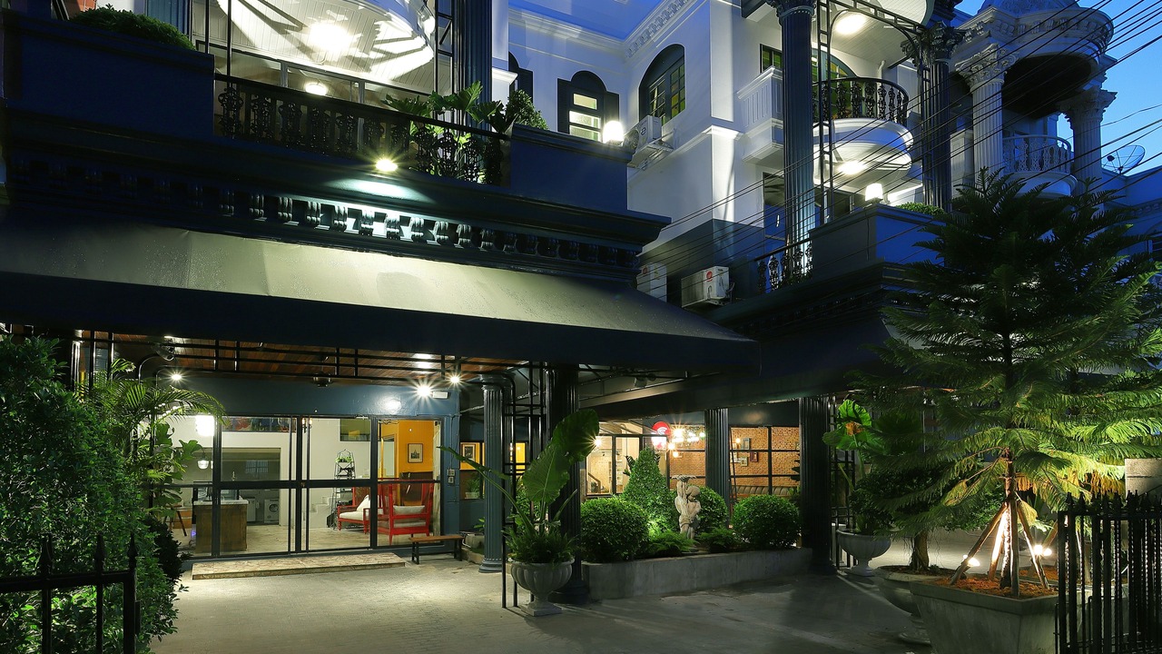 Photo of Outdoor in Samsen Nai