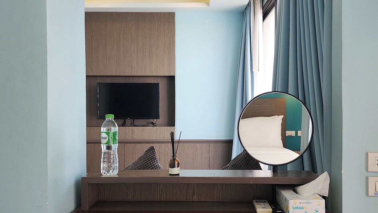 Photo of Bedroom in Si Phraya