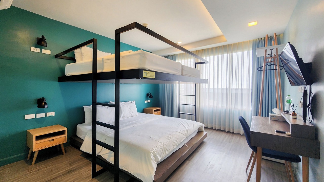 Photo of Bedroom in Si Phraya