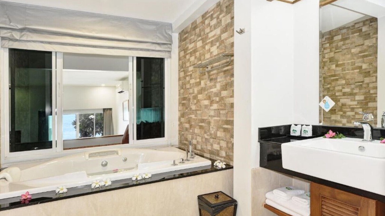 Photo of Bathroom in Lamai City Center