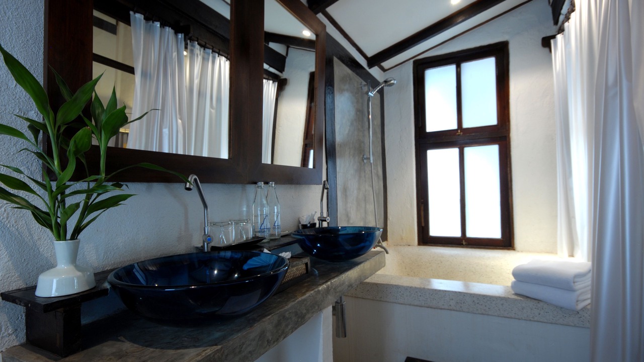 Photo of Bathroom in Thapae