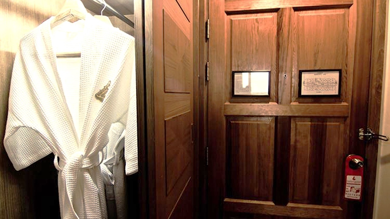 Photo of Bedroom in Nai Mueang