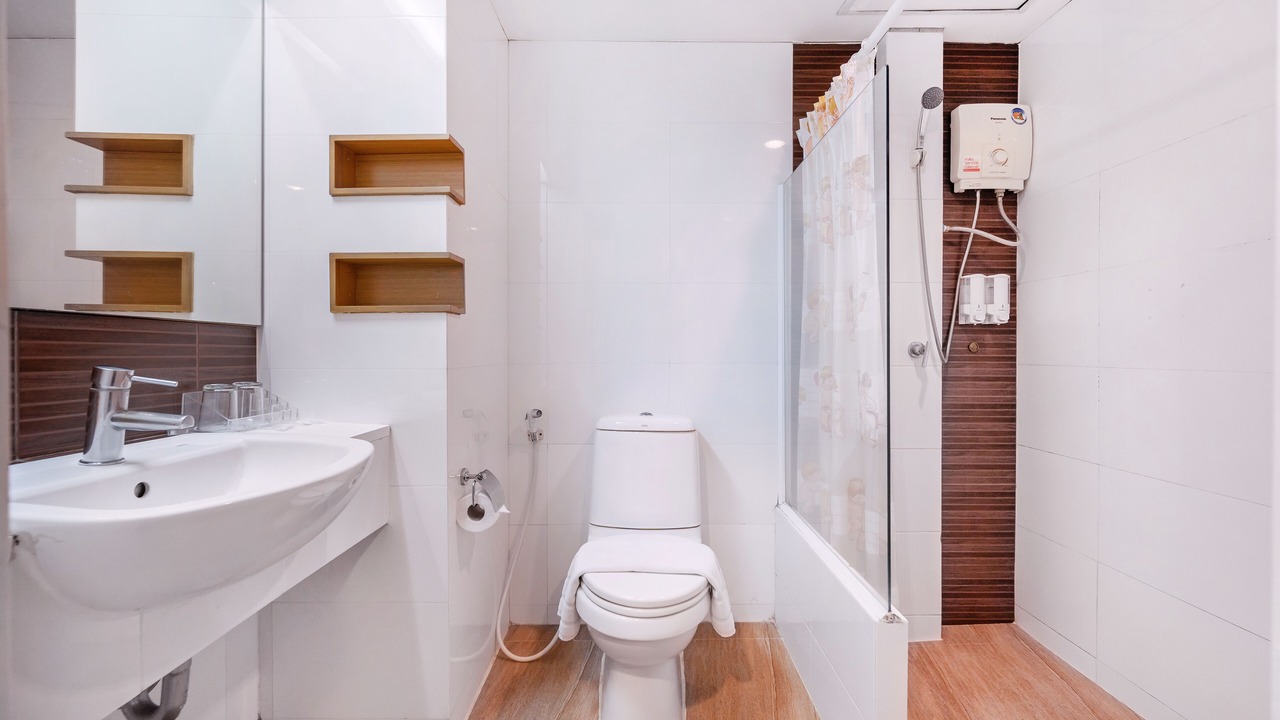 Photo of Bathroom in Makkasan
