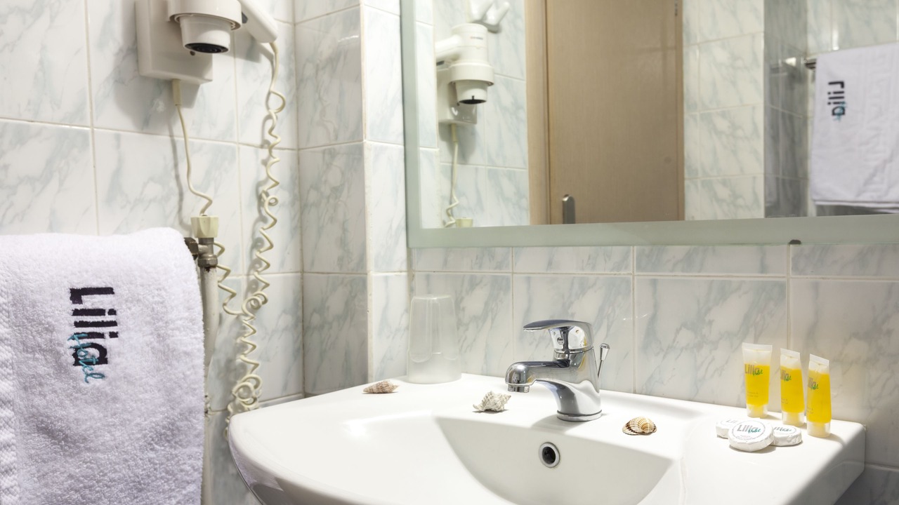 Photo of Bathroom in Pasalimani
