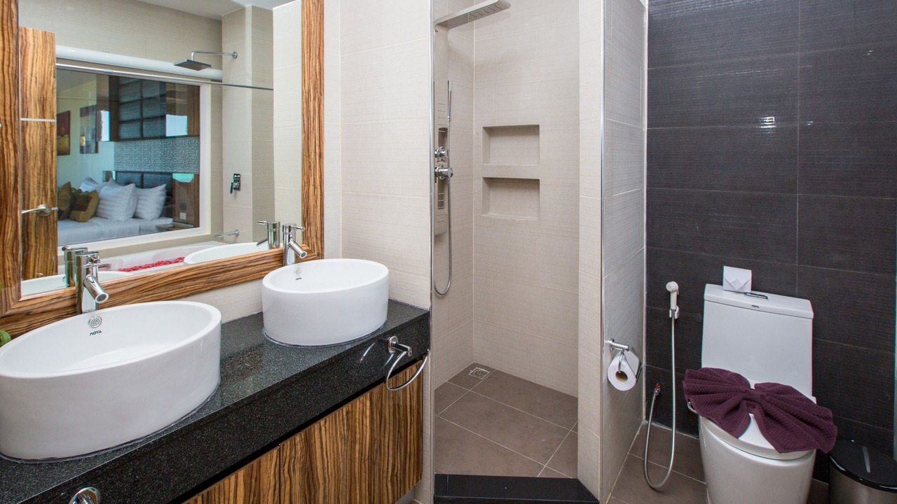 Photo of Bathroom in Maret