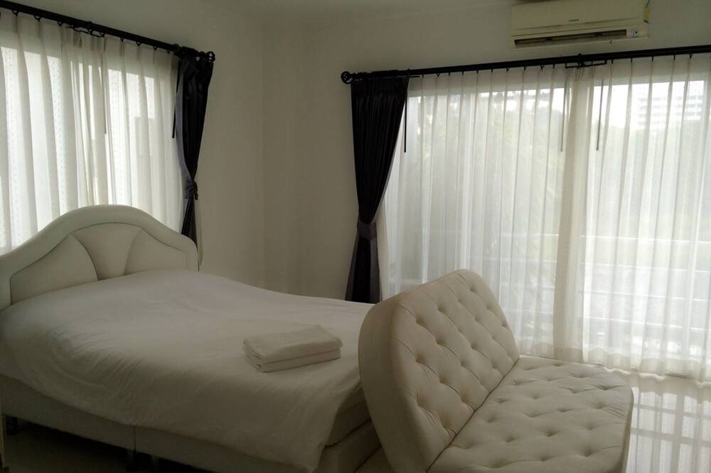 Photo of Bedroom in Si Sunthon