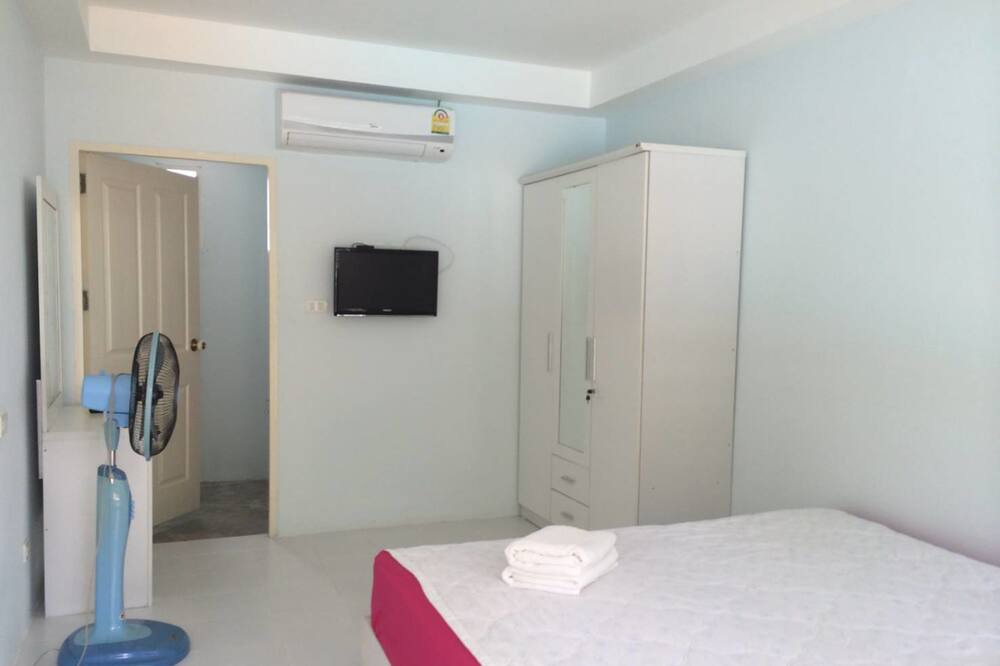 Photo of Bedroom in Si Sunthon