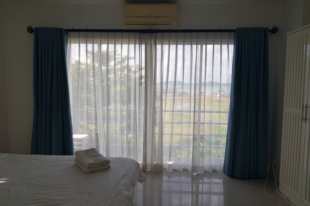 Photo of Bedroom in Si Sunthon