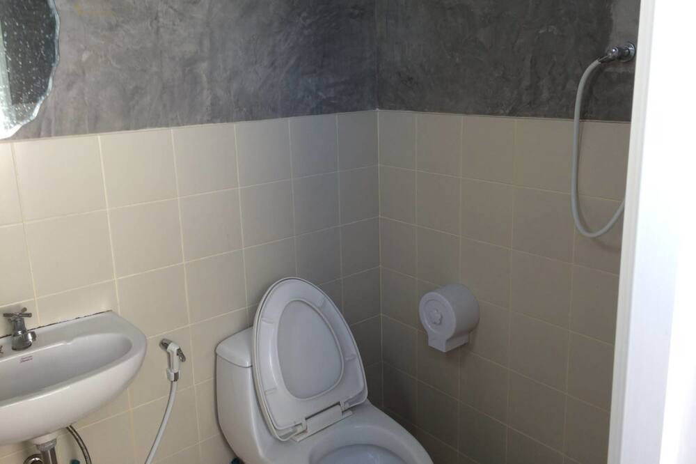 Photo of Bathroom in Si Sunthon