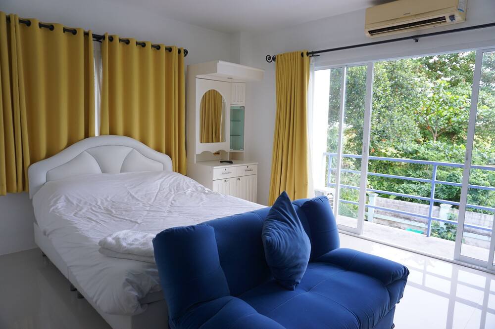 Photo of Bedroom in Si Sunthon