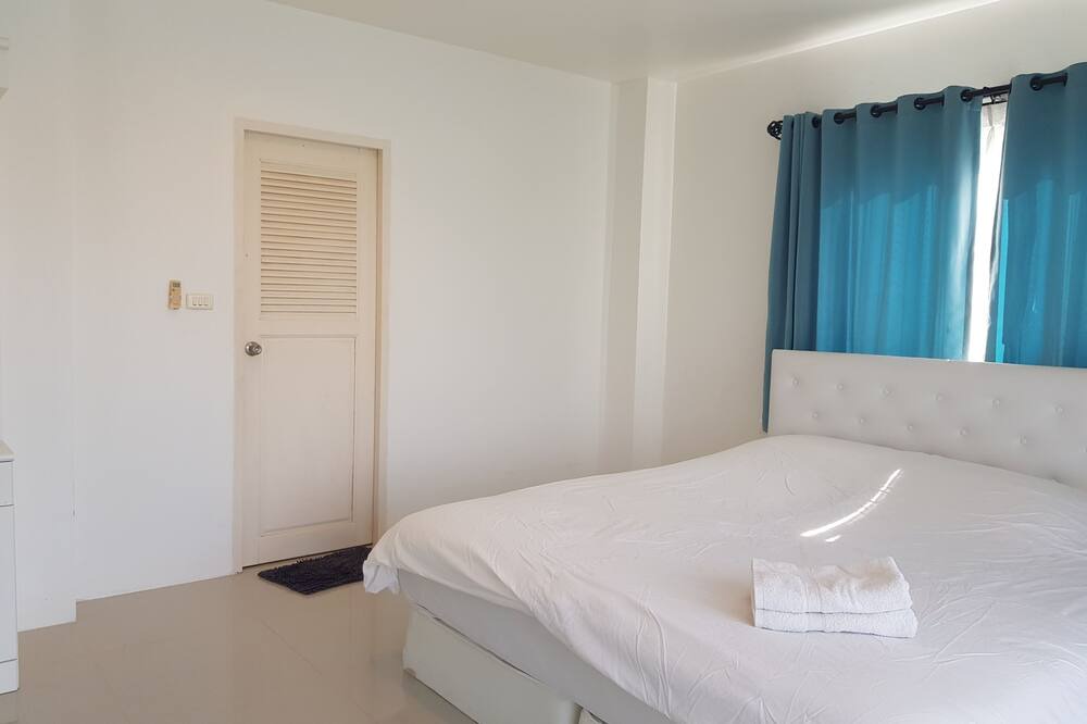 Photo of Bedroom in Si Sunthon