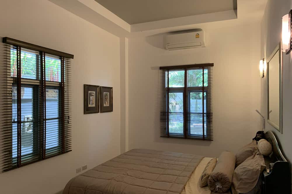 Photo of Bedroom in Hua Thanon