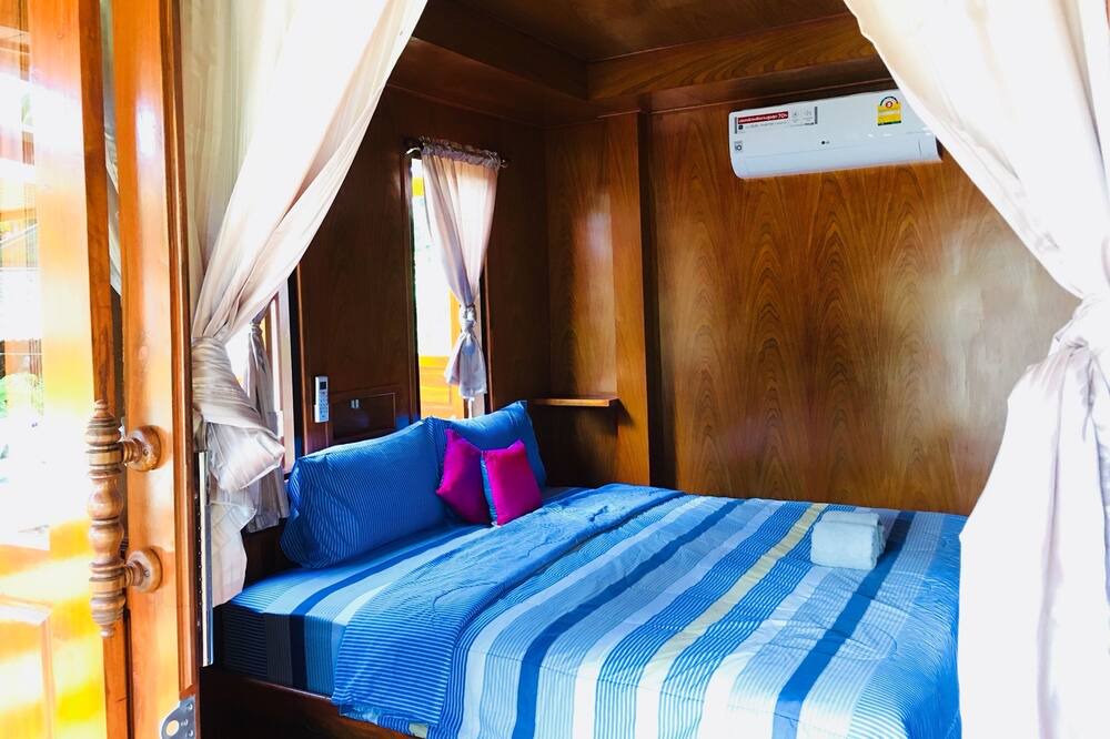 Photo of Bedroom in Don Sak