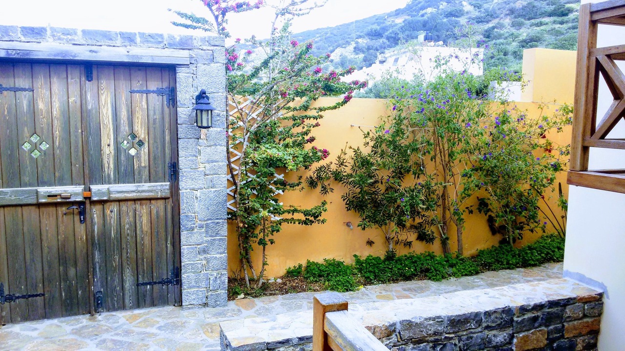 Photo of Outdoor in Istron
