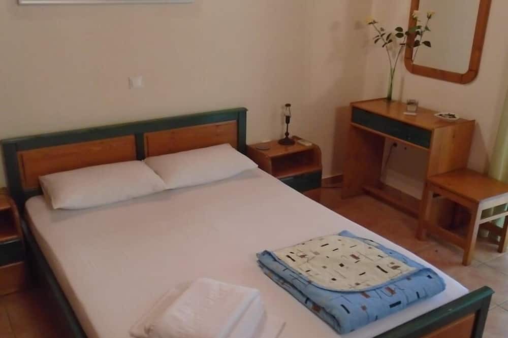 Photo of Bedroom in Papadhianika
